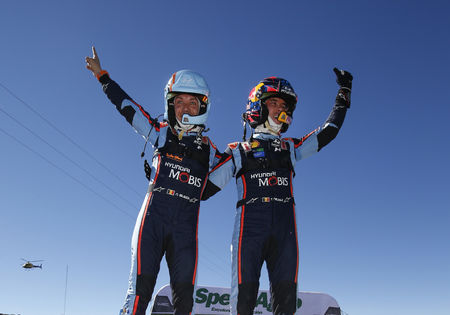 Thierry Neuville wint rally van Argentinië