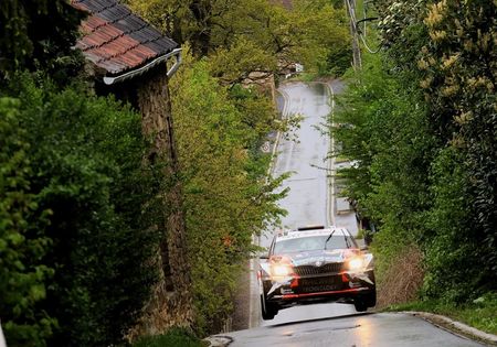 Adrian Fernémont wint rally van Wallonië