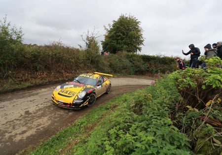 Patrick Snijers start in Aarova Rally