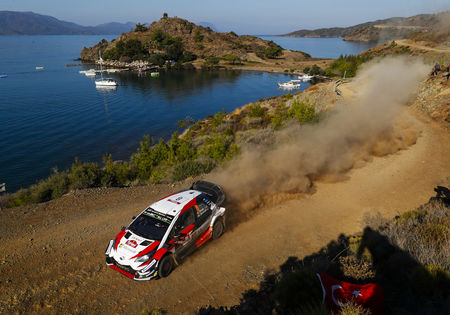 Ott Tänak grijpt de macht in Turkije. Sébastien Ogier crasht.