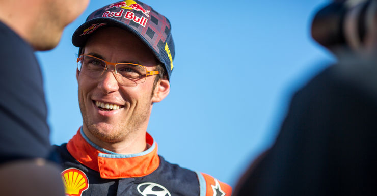 Thierry Neuville verlengt contract bij Hyundai Motorsport